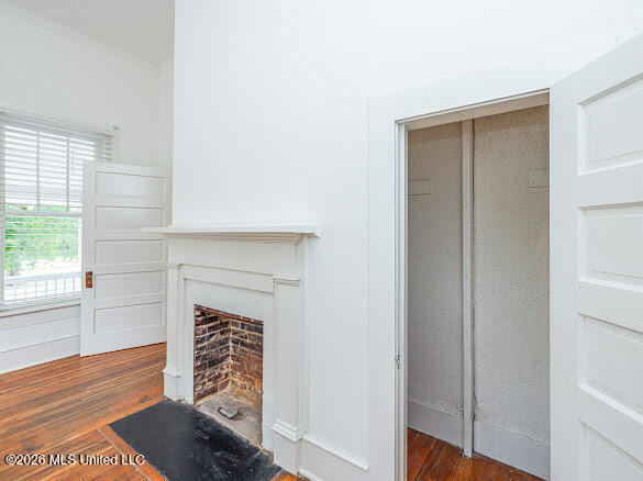 9822 Main Street Property Photo 16