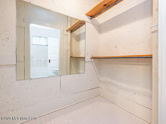 9822 Main Street Property Photo 20