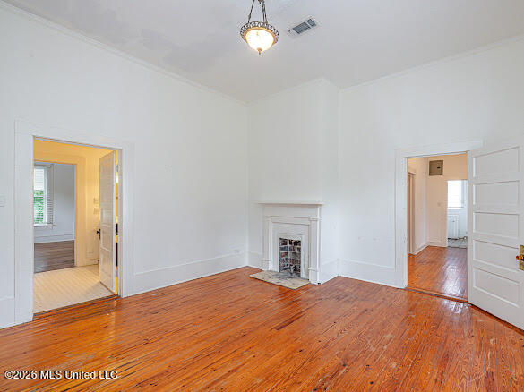 9822 Main Street Property Photo 22