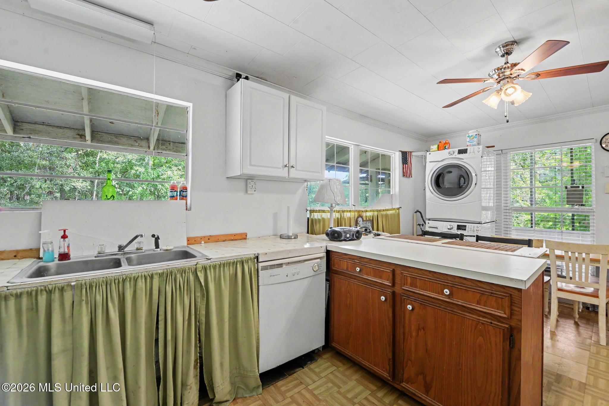 24720 Davis Dead River Drive Property Photo 10