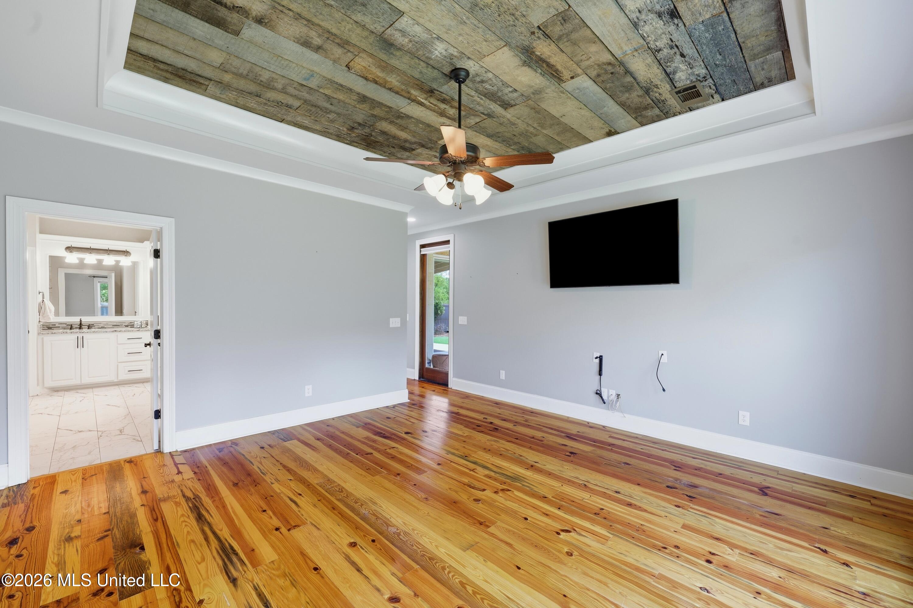403 Huntington Point Property Photo 12