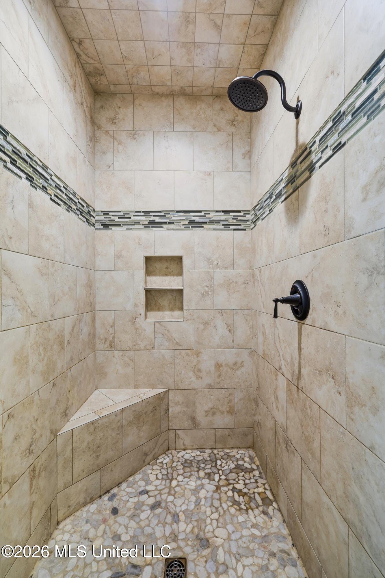 403 Huntington Point Property Photo 14