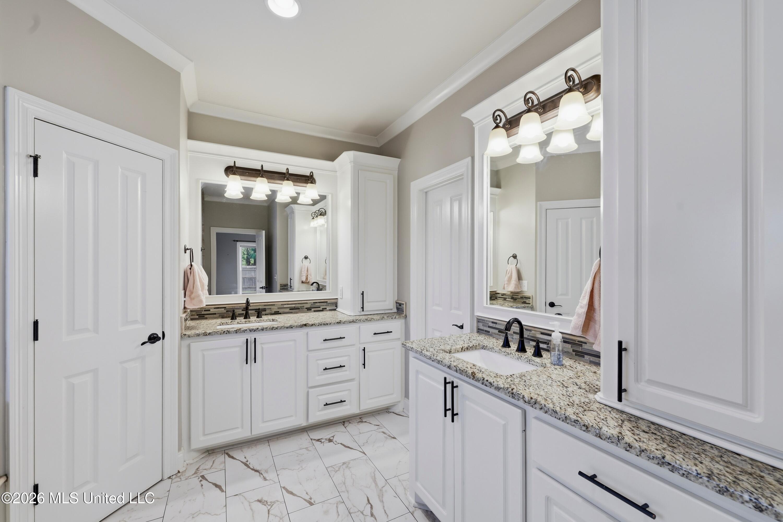 403 Huntington Point Property Photo 15