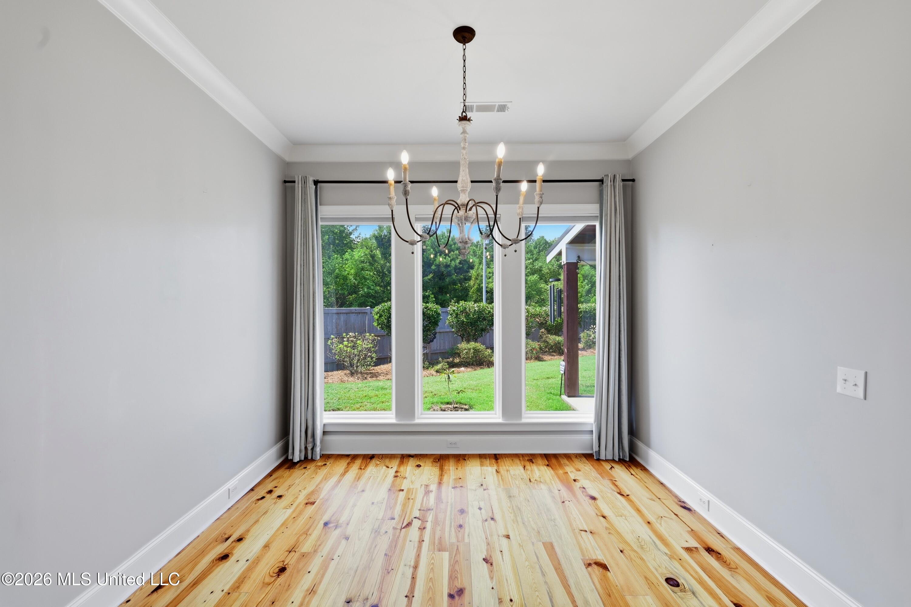 403 Huntington Point Property Photo 17