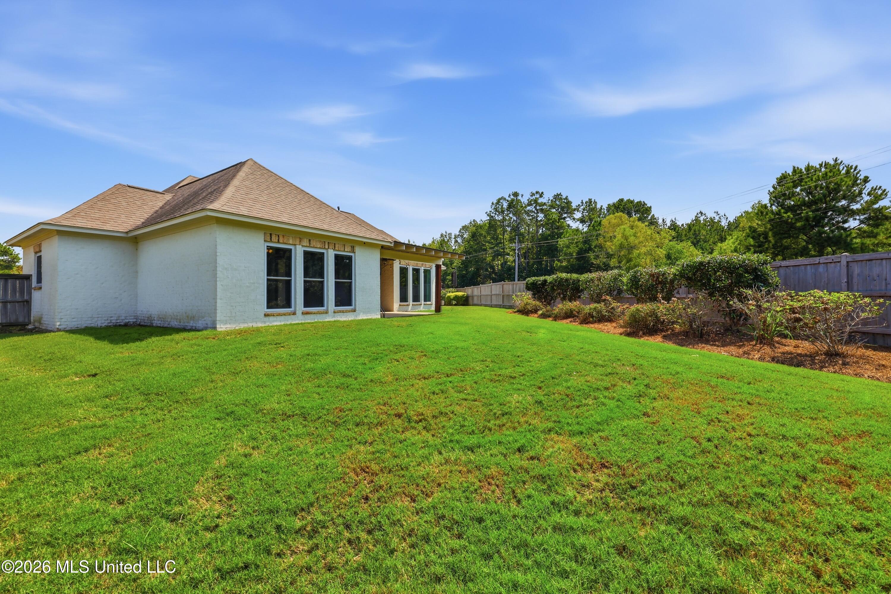 403 Huntington Point Property Photo 35