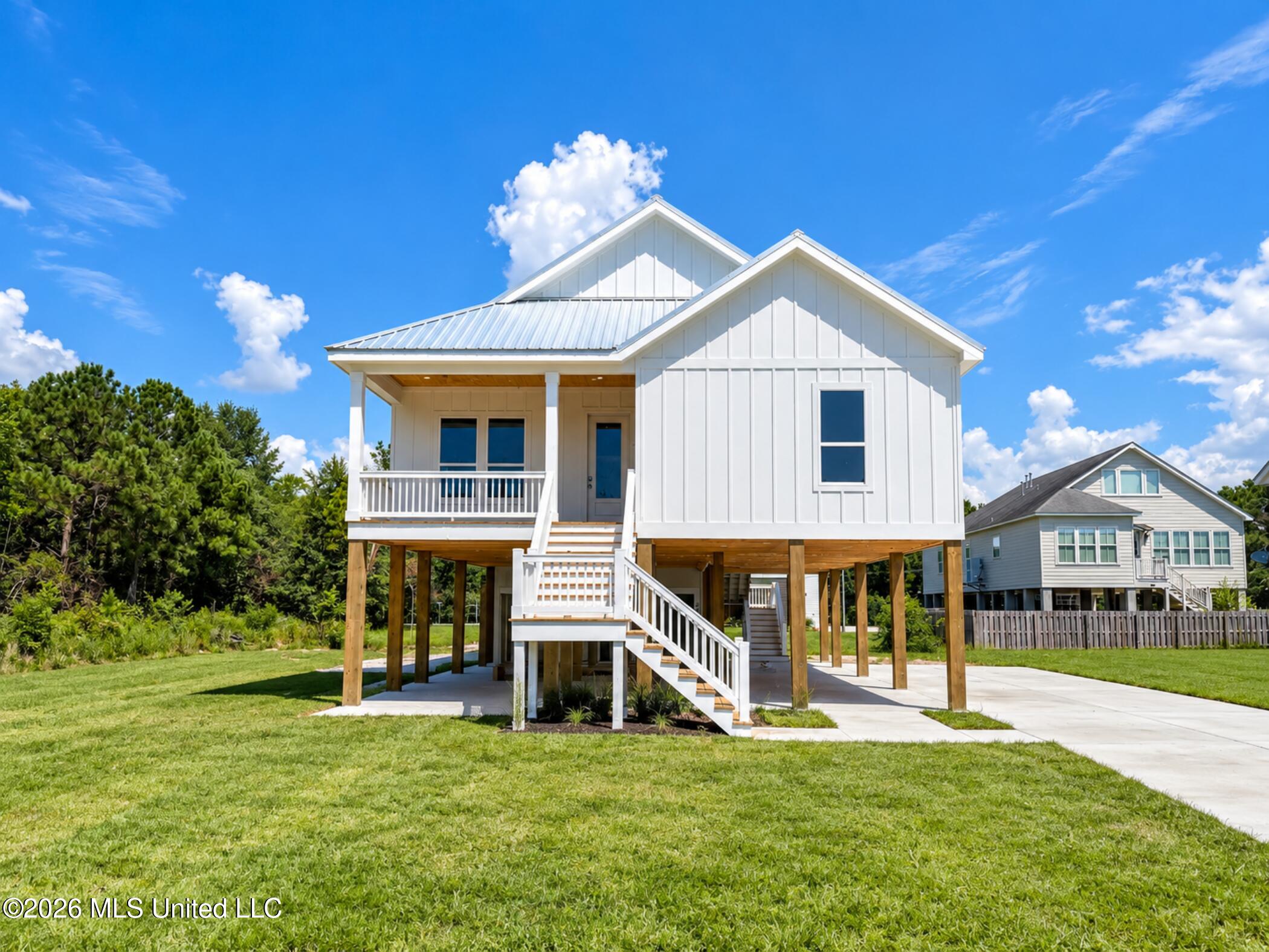 404 Fourth Street Property Photo 1