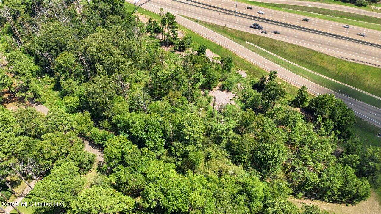 Lakeview Drive Property Photo 5