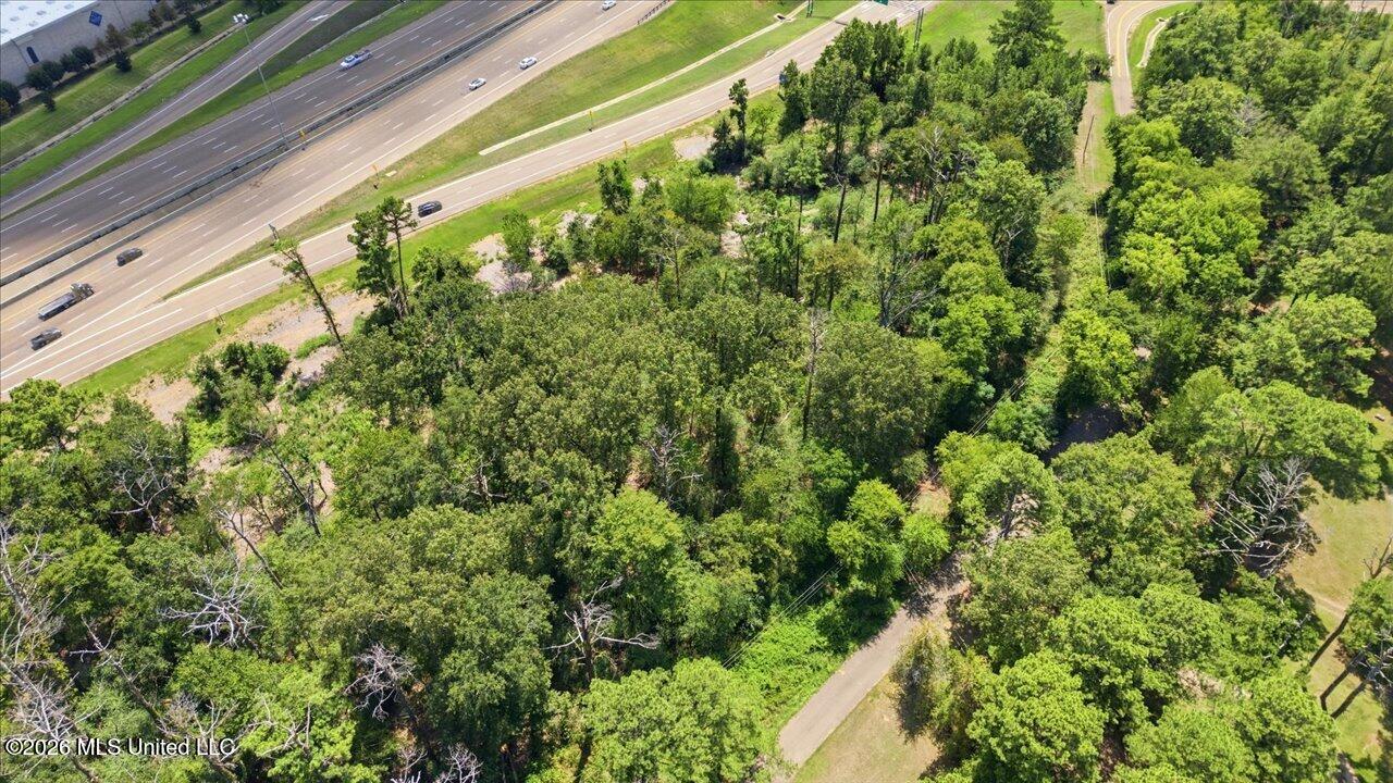 Lakeview Drive Property Photo 7