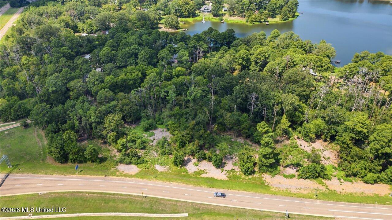 Lakeview Drive Property Photo 11