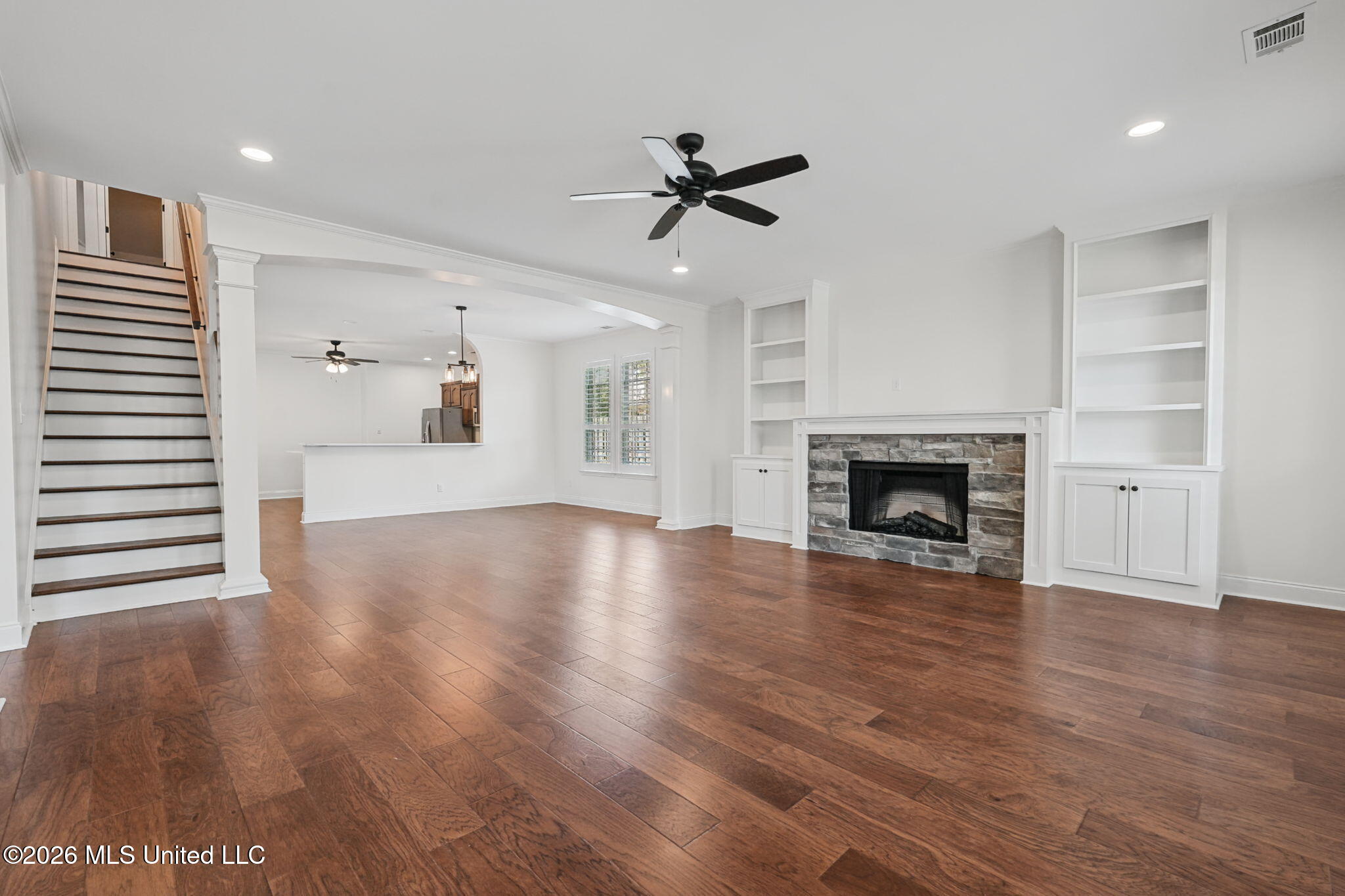 7326 Stone Ridge Drive Property Photo 9