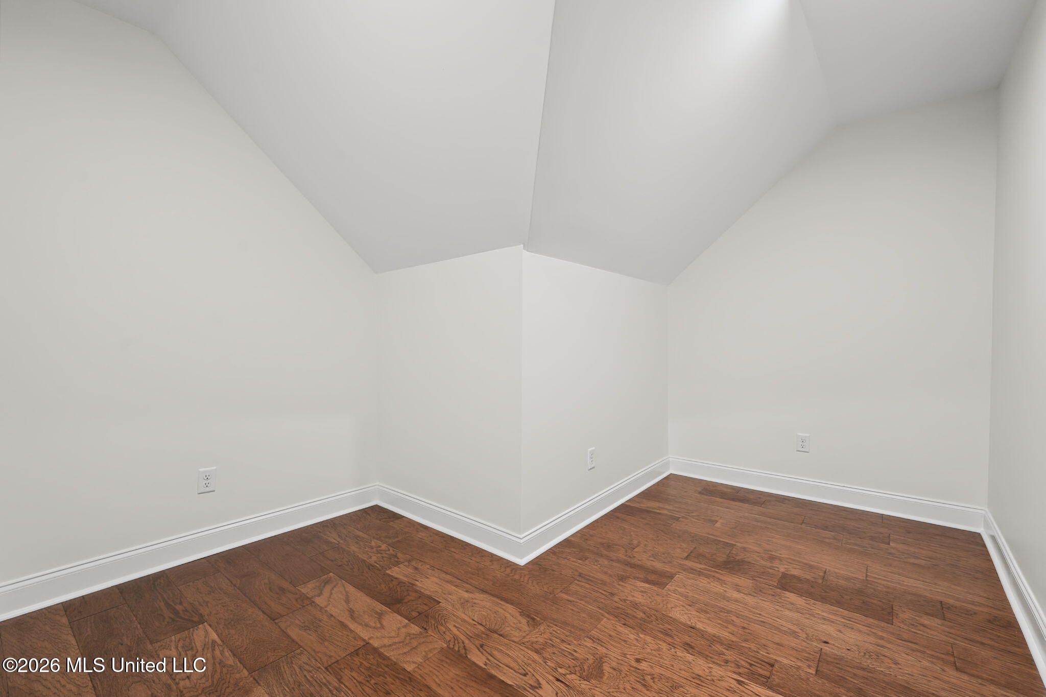 7326 Stone Ridge Drive Property Photo 27