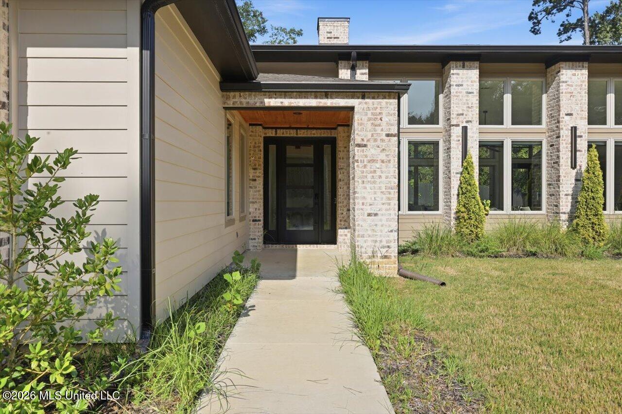 3 Carter Grove Property Photo 3