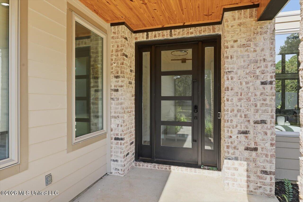 3 Carter Grove Property Photo 4