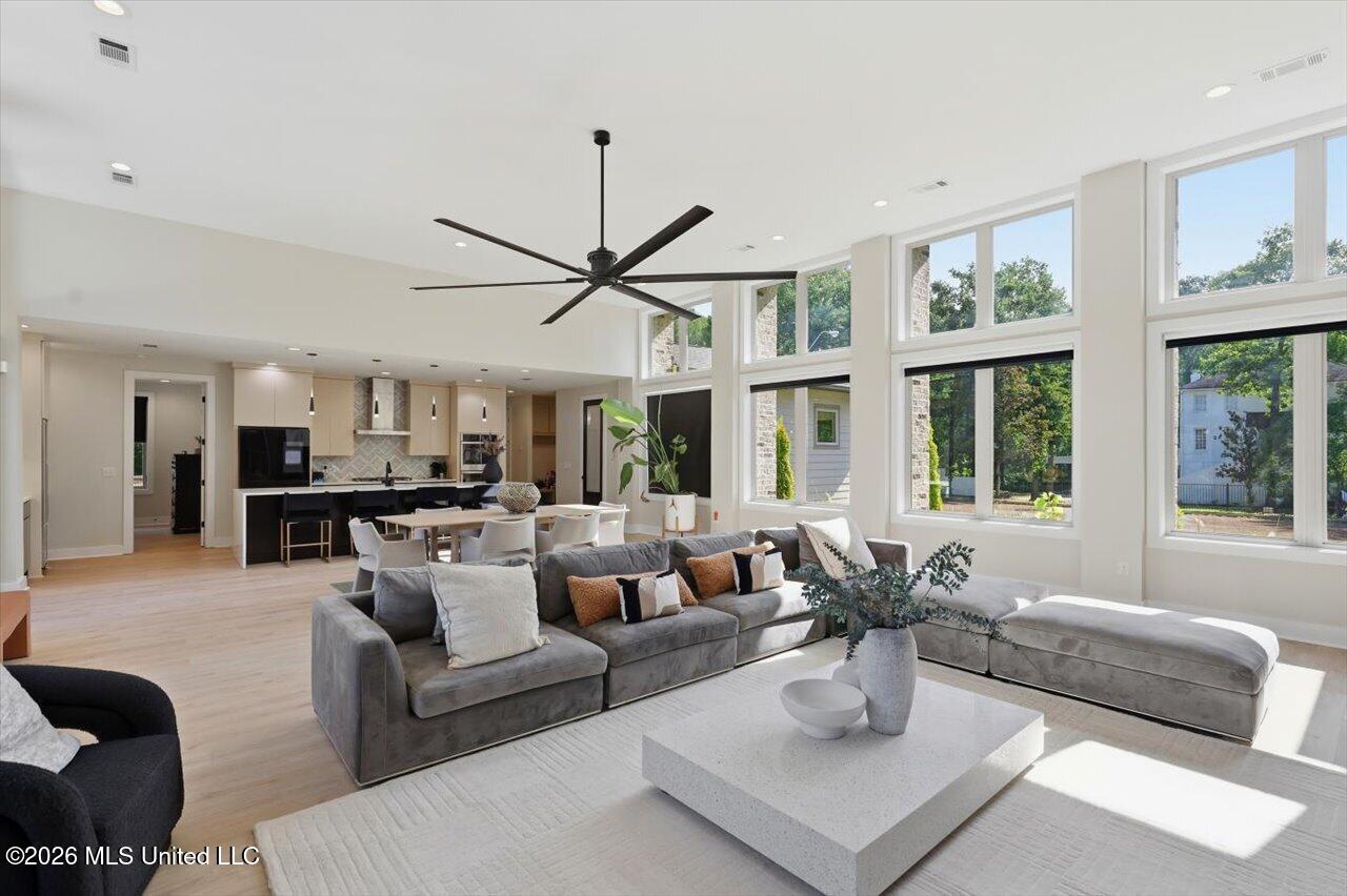 3 Carter Grove Property Photo 10