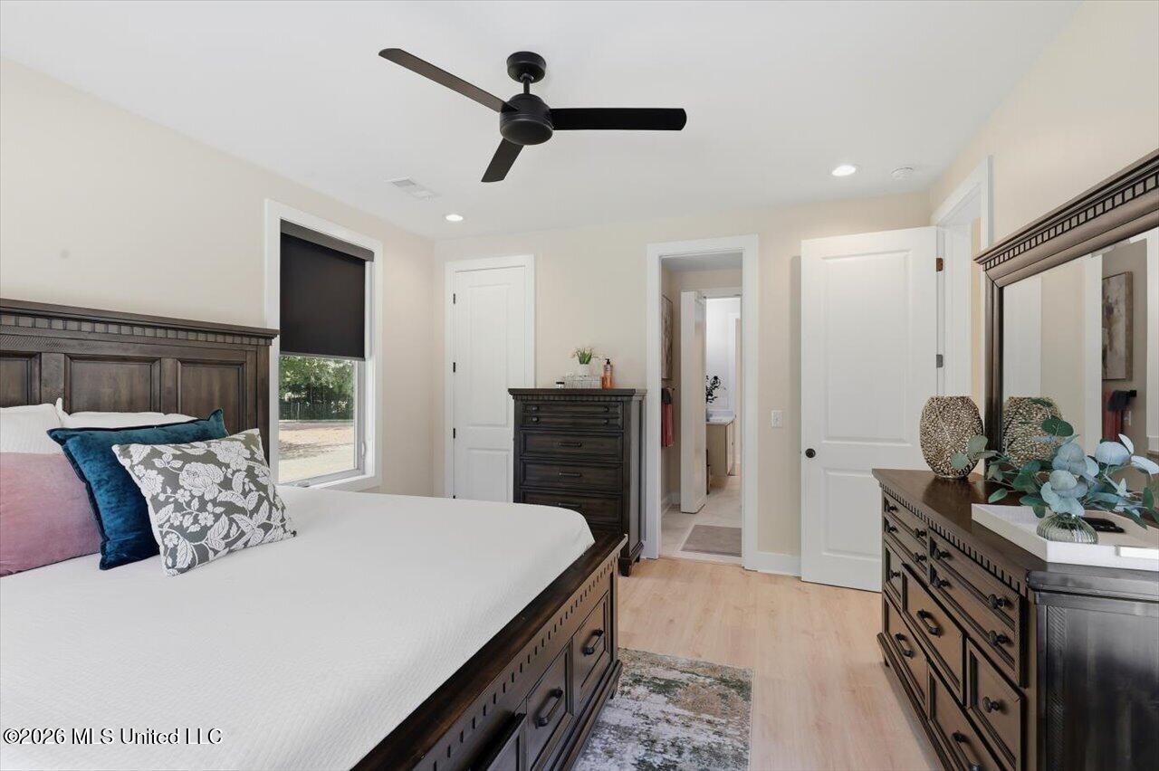 3 Carter Grove Property Photo 26