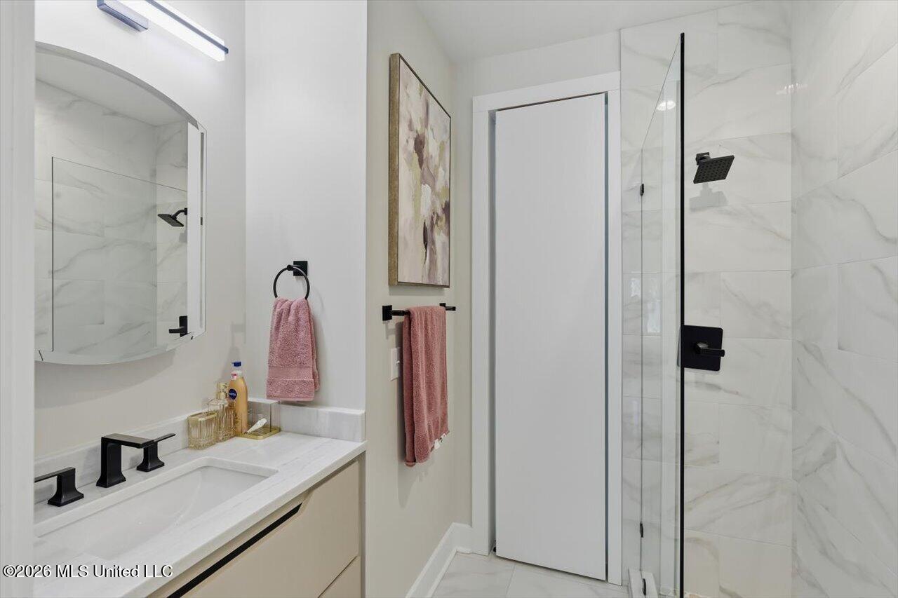 3 Carter Grove Property Photo 27