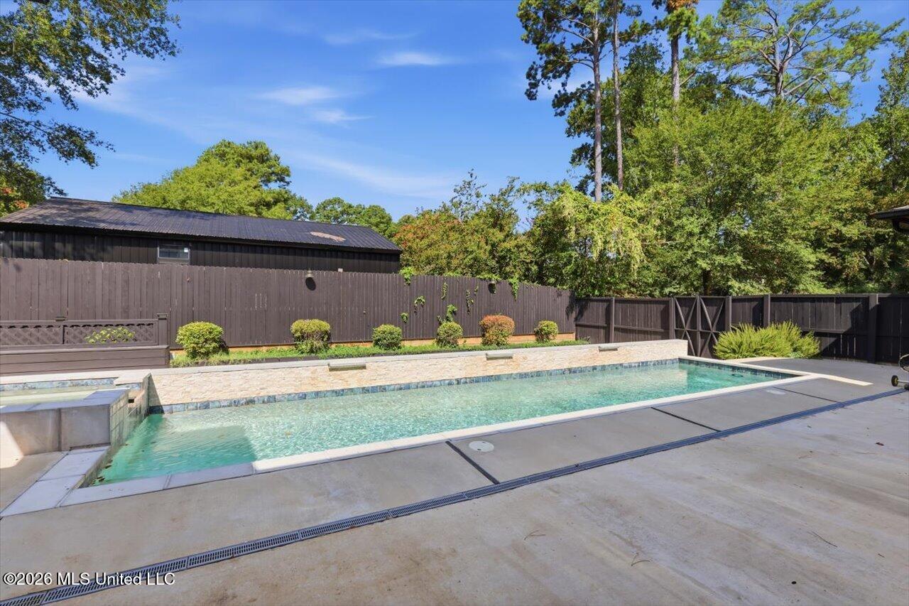 3 Carter Grove Property Photo 43