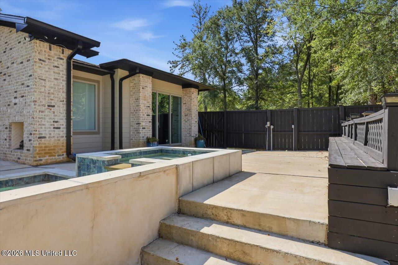 3 Carter Grove Property Photo 48