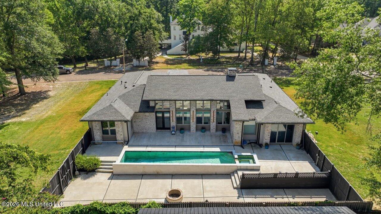 3 Carter Grove Property Photo 61