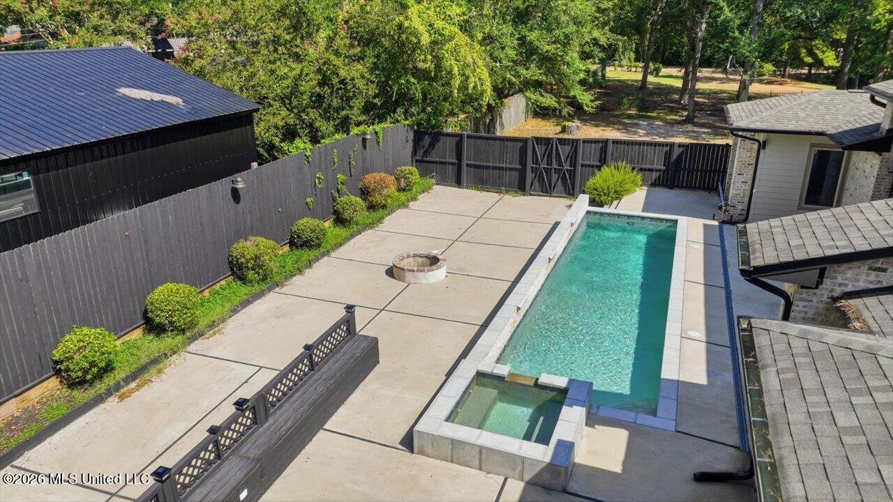 3 Carter Grove Property Photo 62