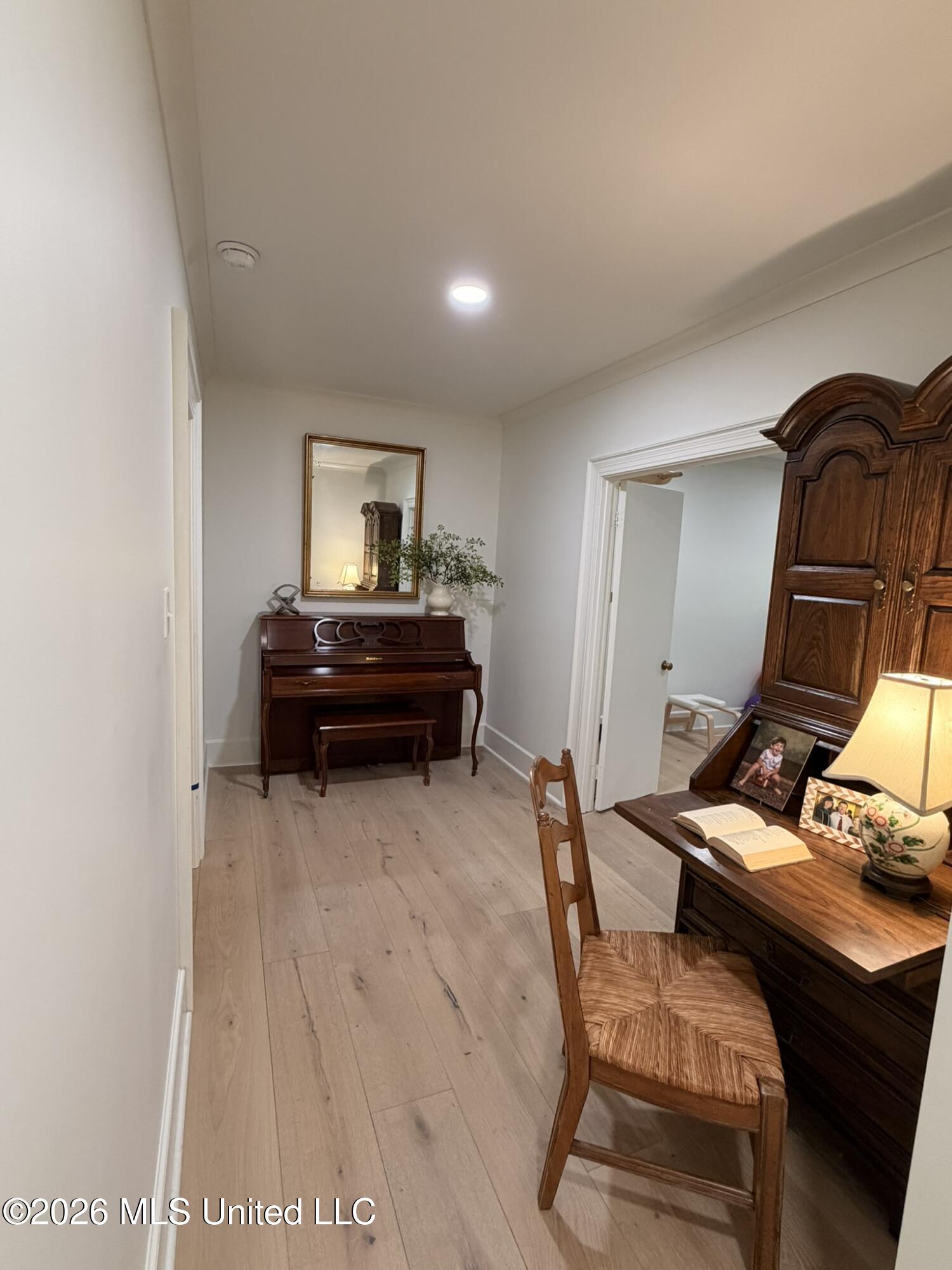 2 Bingaman Lane Property Photo 11
