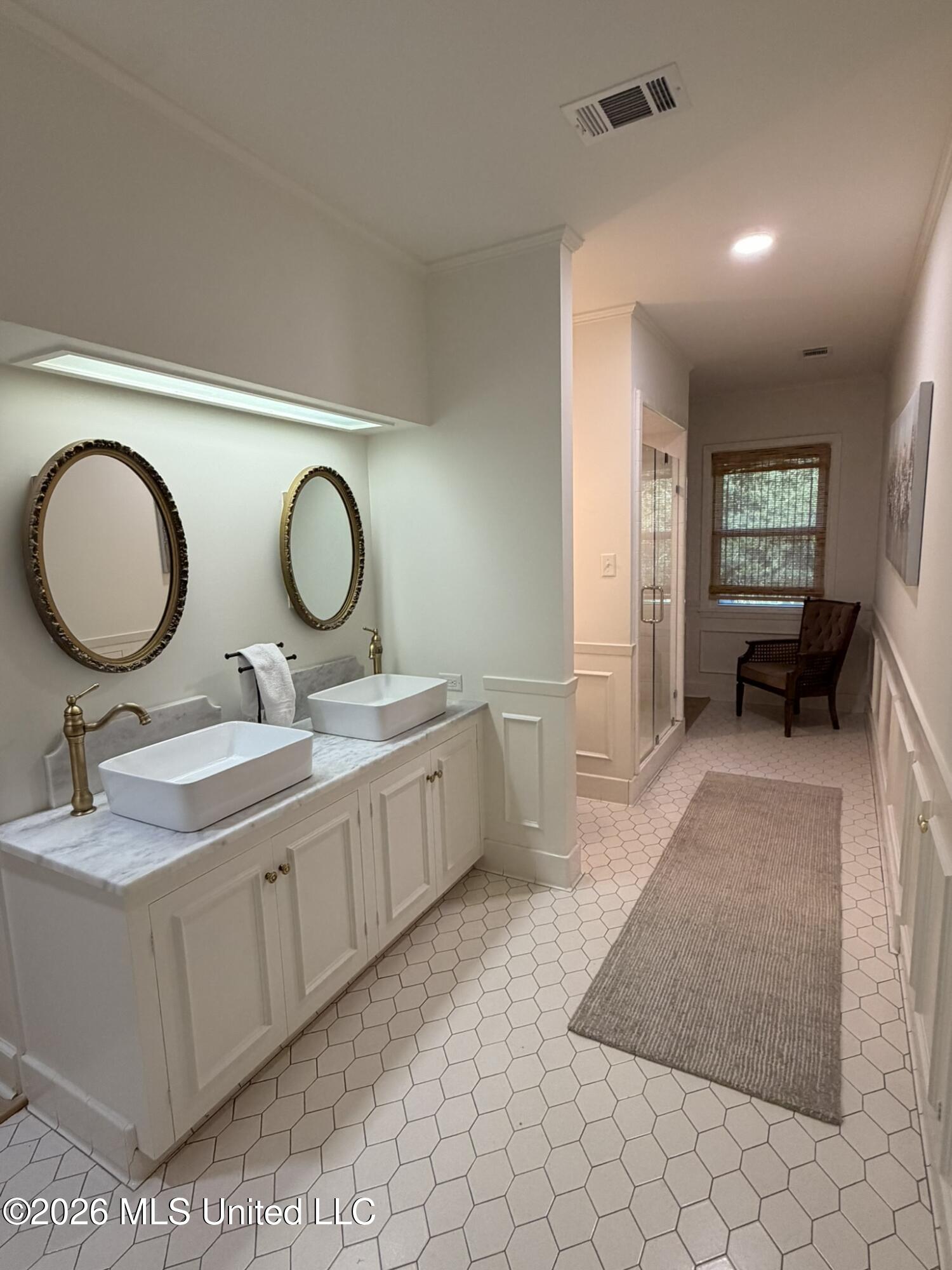 2 Bingaman Lane Property Photo 18