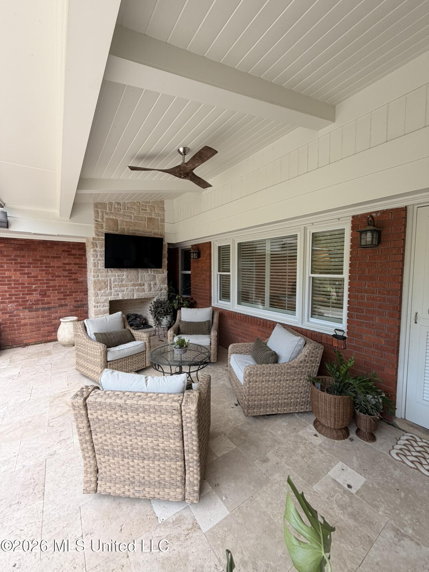 2 Bingaman Lane Property Photo 20