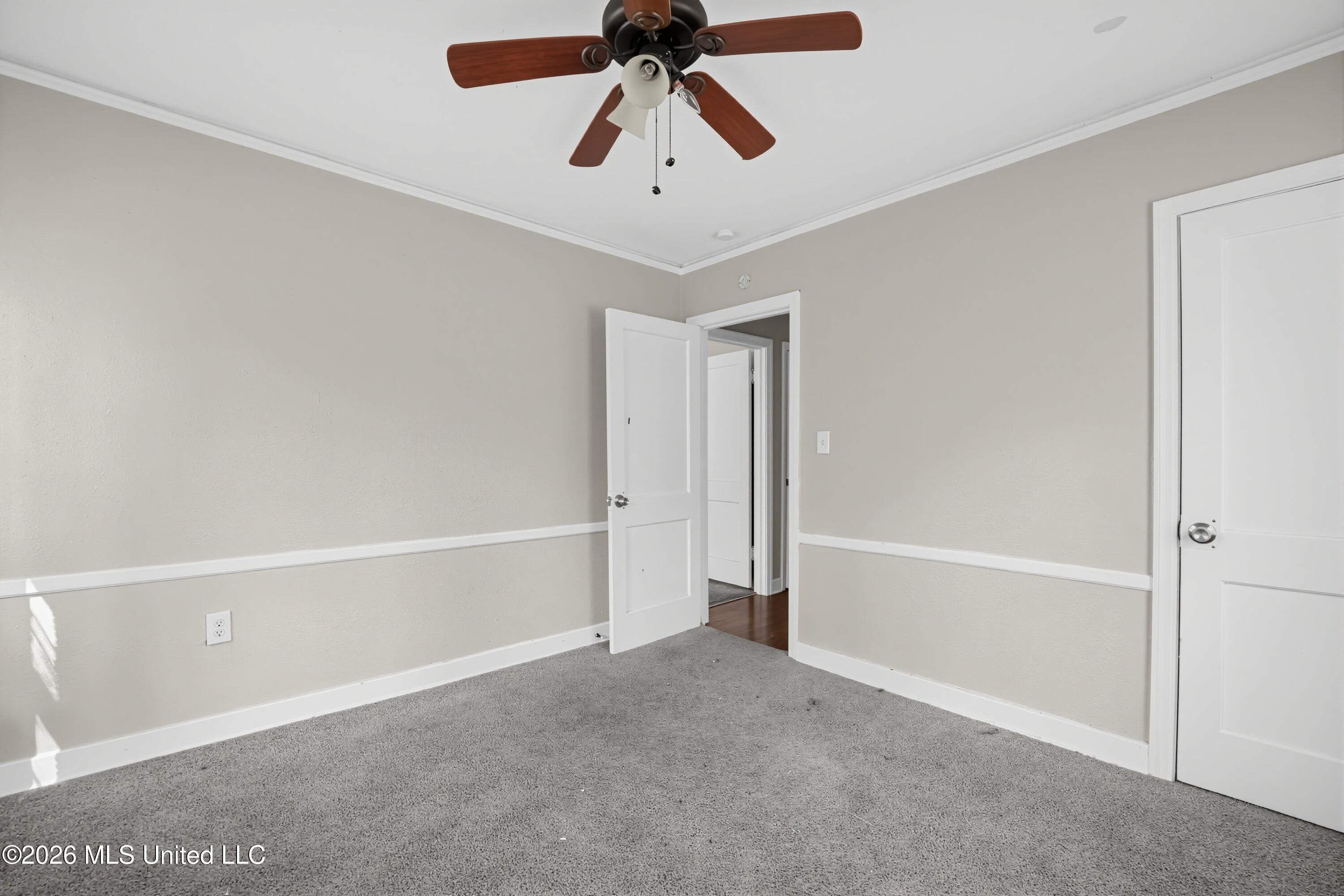 737 Woodbury Road Property Photo 19