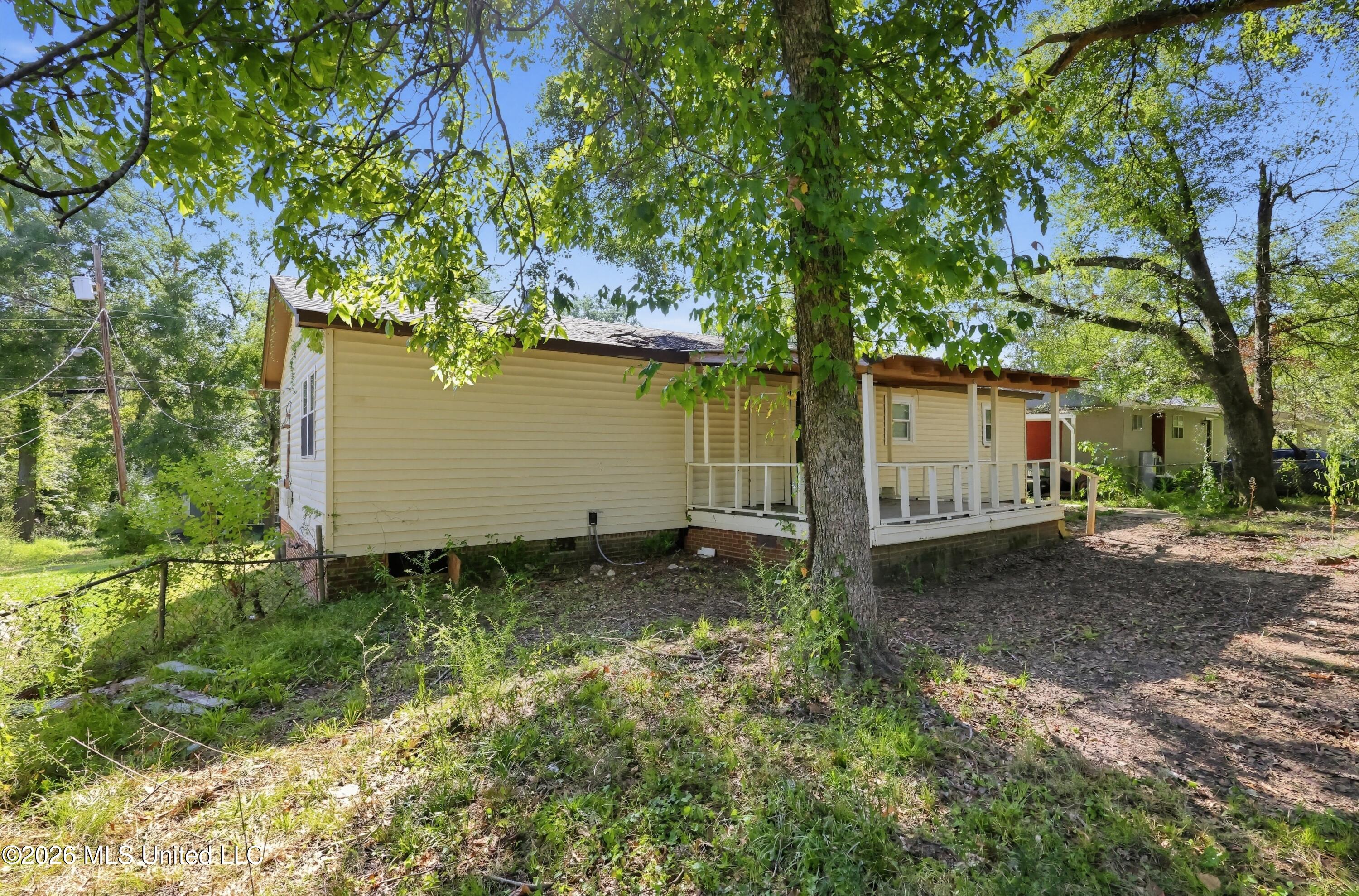 1333 Maria Drive Property Photo 3