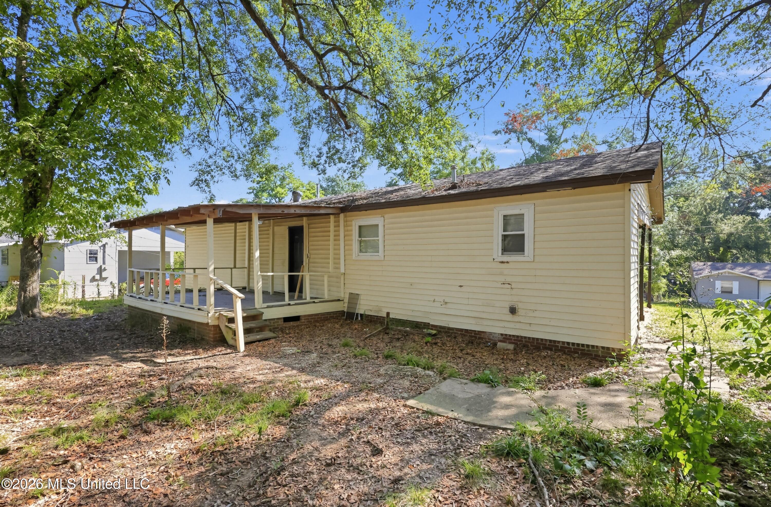 1333 Maria Drive Property Photo 4