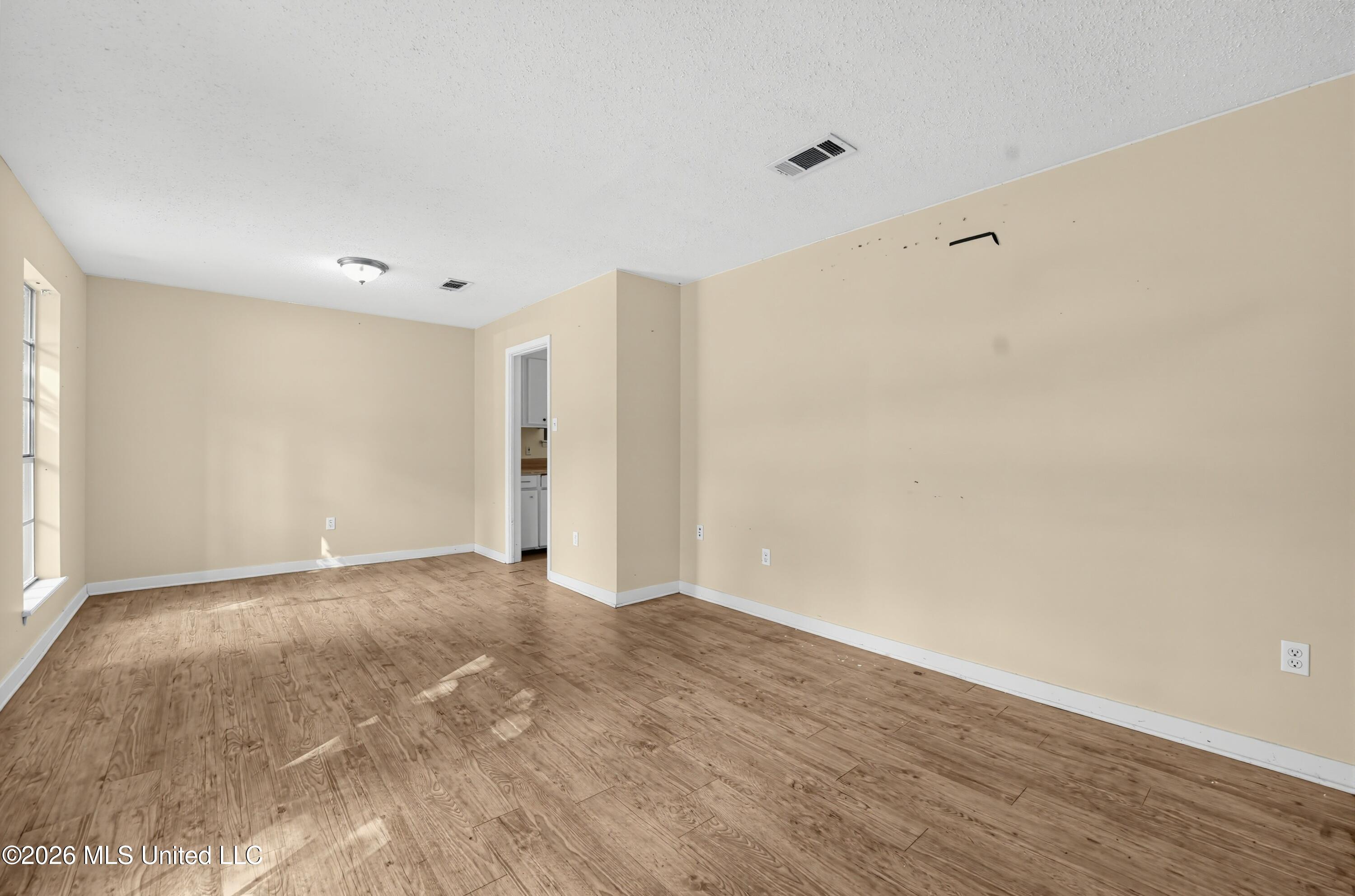 104 Roanwood Court Property Photo 4