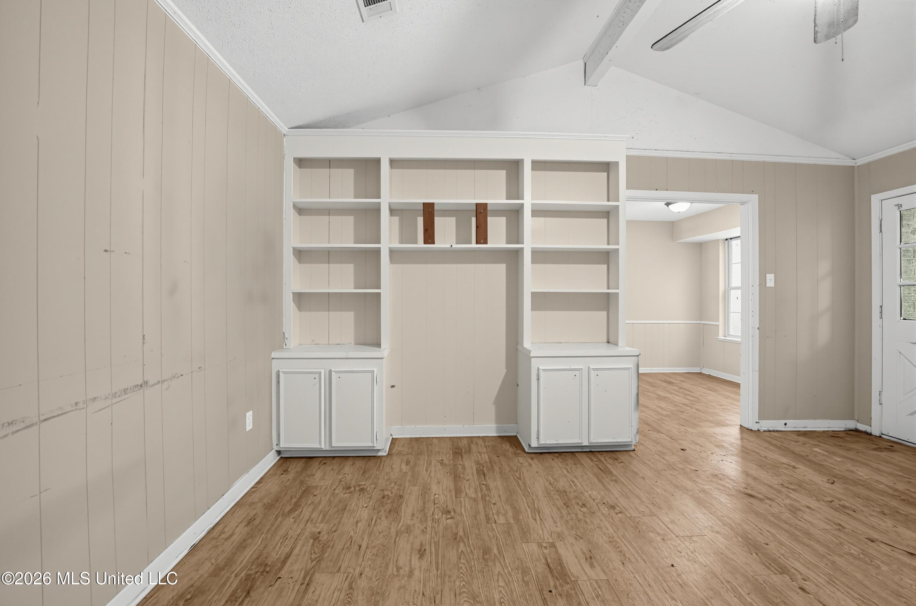 104 Roanwood Court Property Photo 6