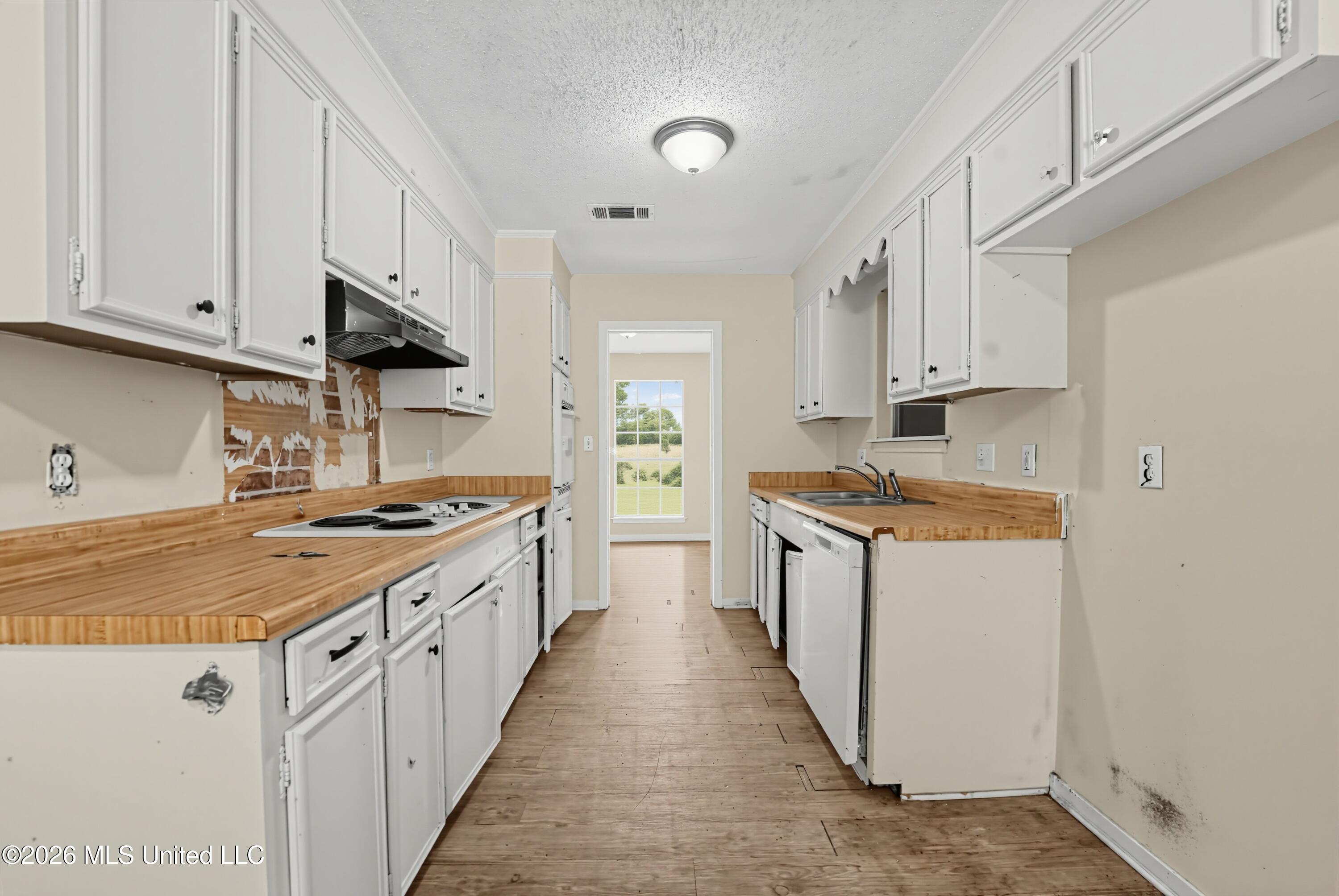 104 Roanwood Court Property Photo 10