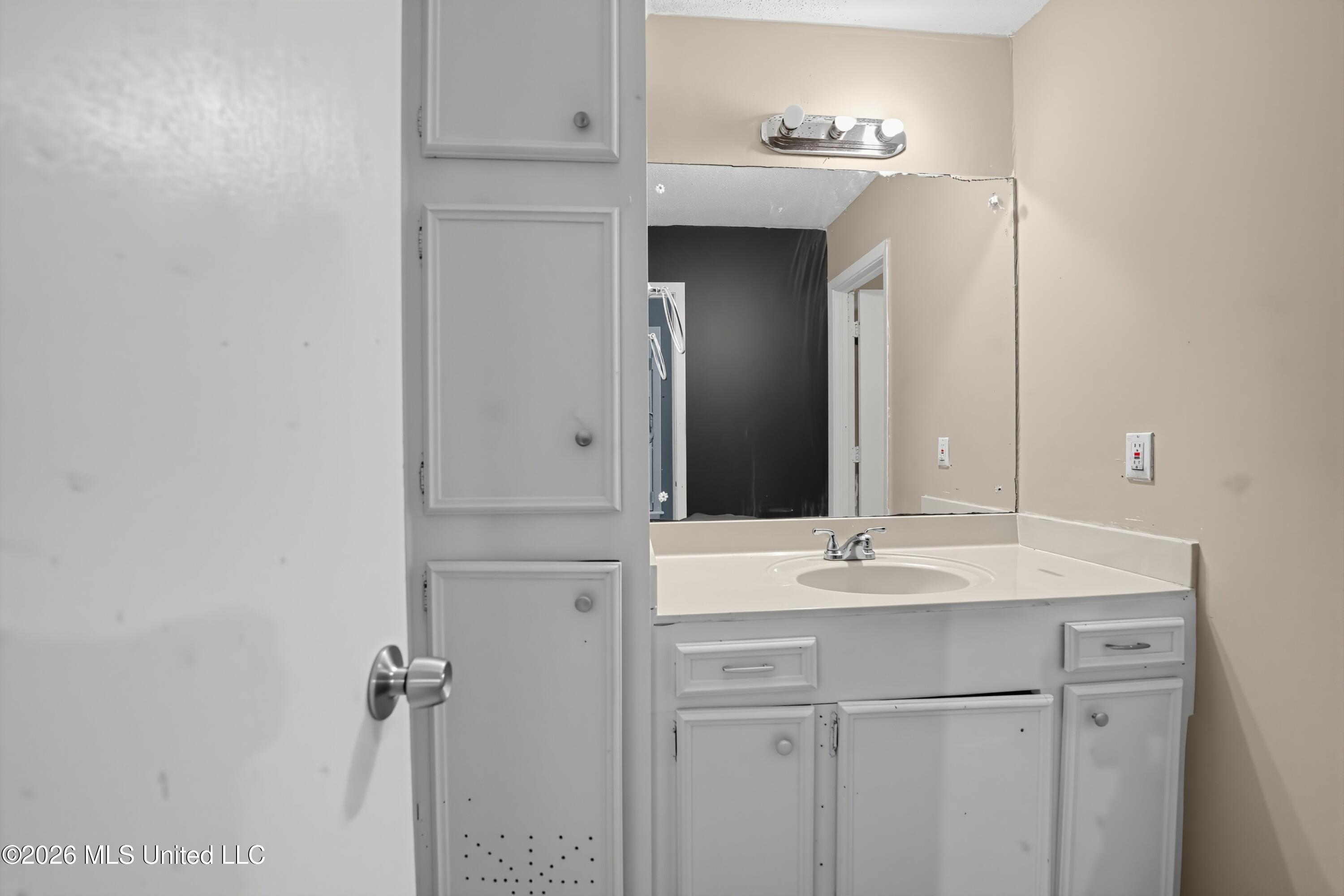 104 Roanwood Court Property Photo 15