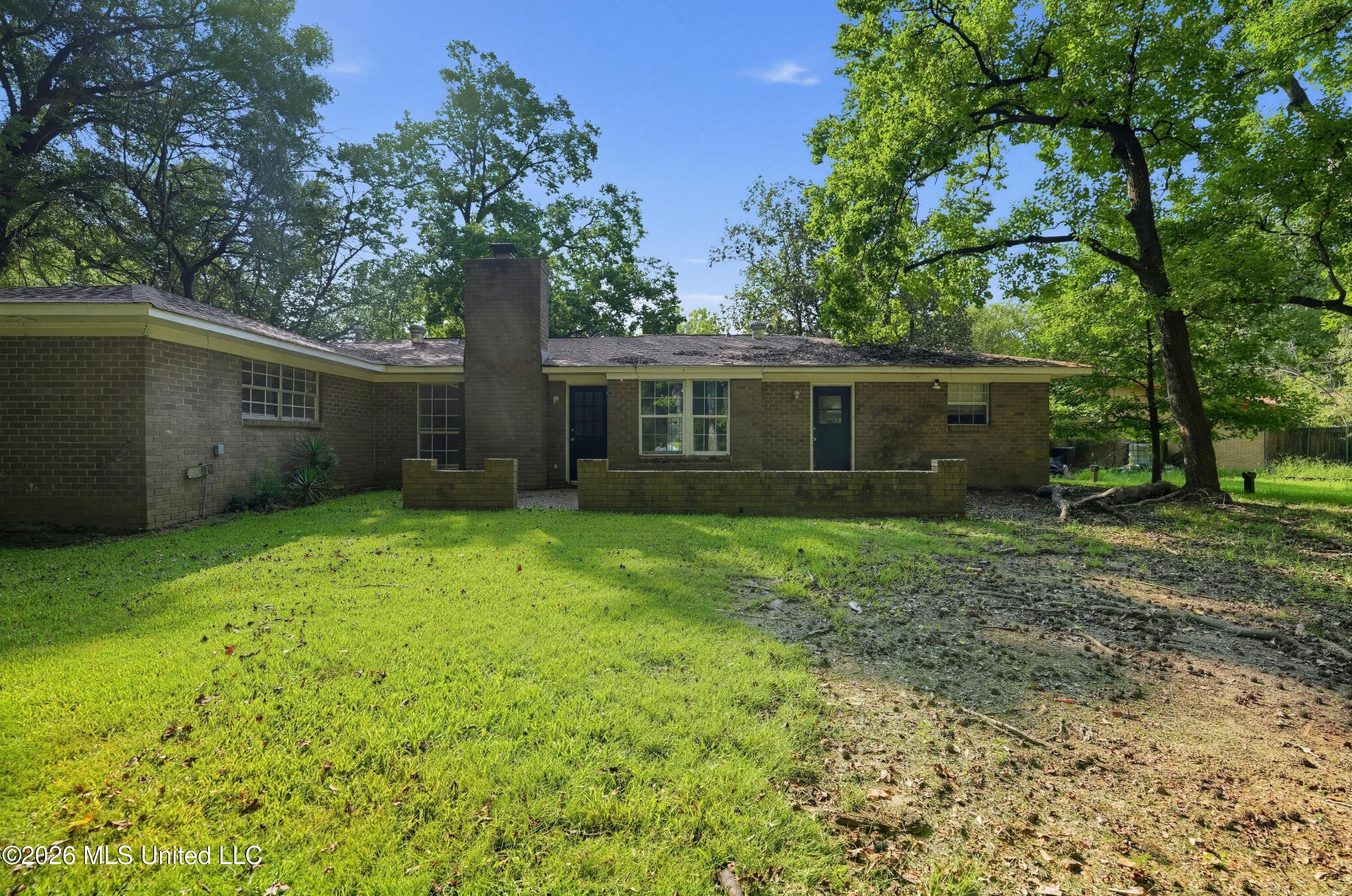 104 Roanwood Court Property Photo 18