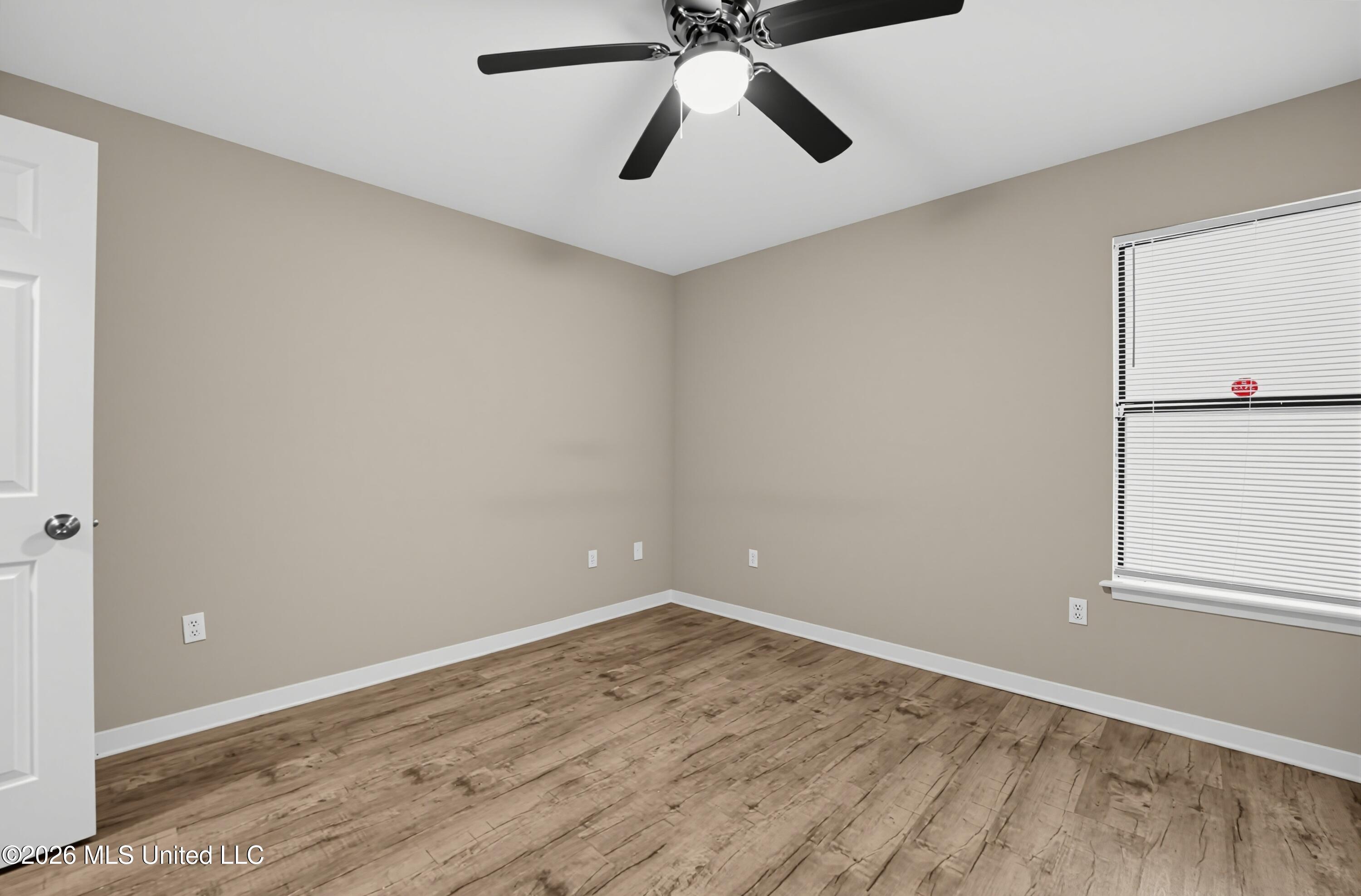 223 One Park Place Property Photo 18