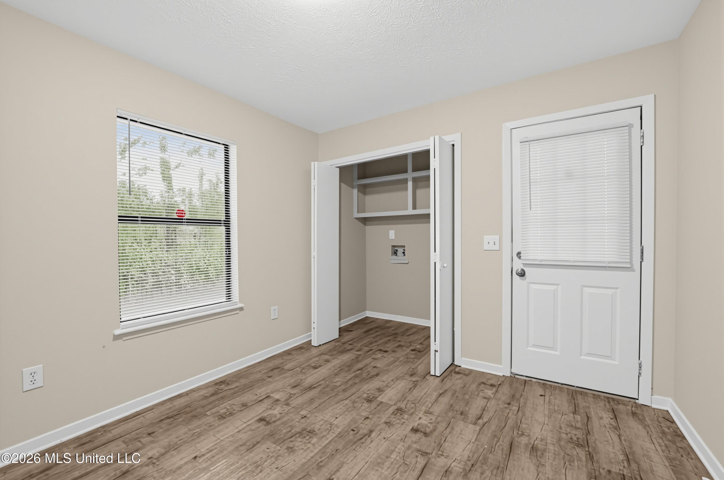223 One Park Place Property Photo 24