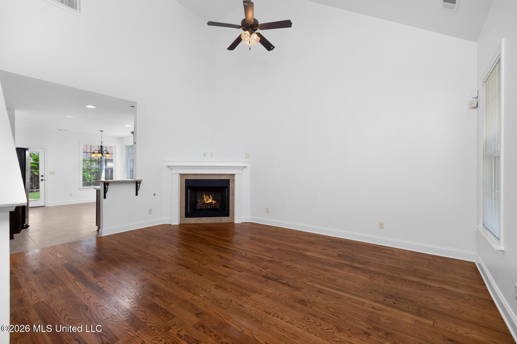 4656 E Dublin Circle Property Photo 6
