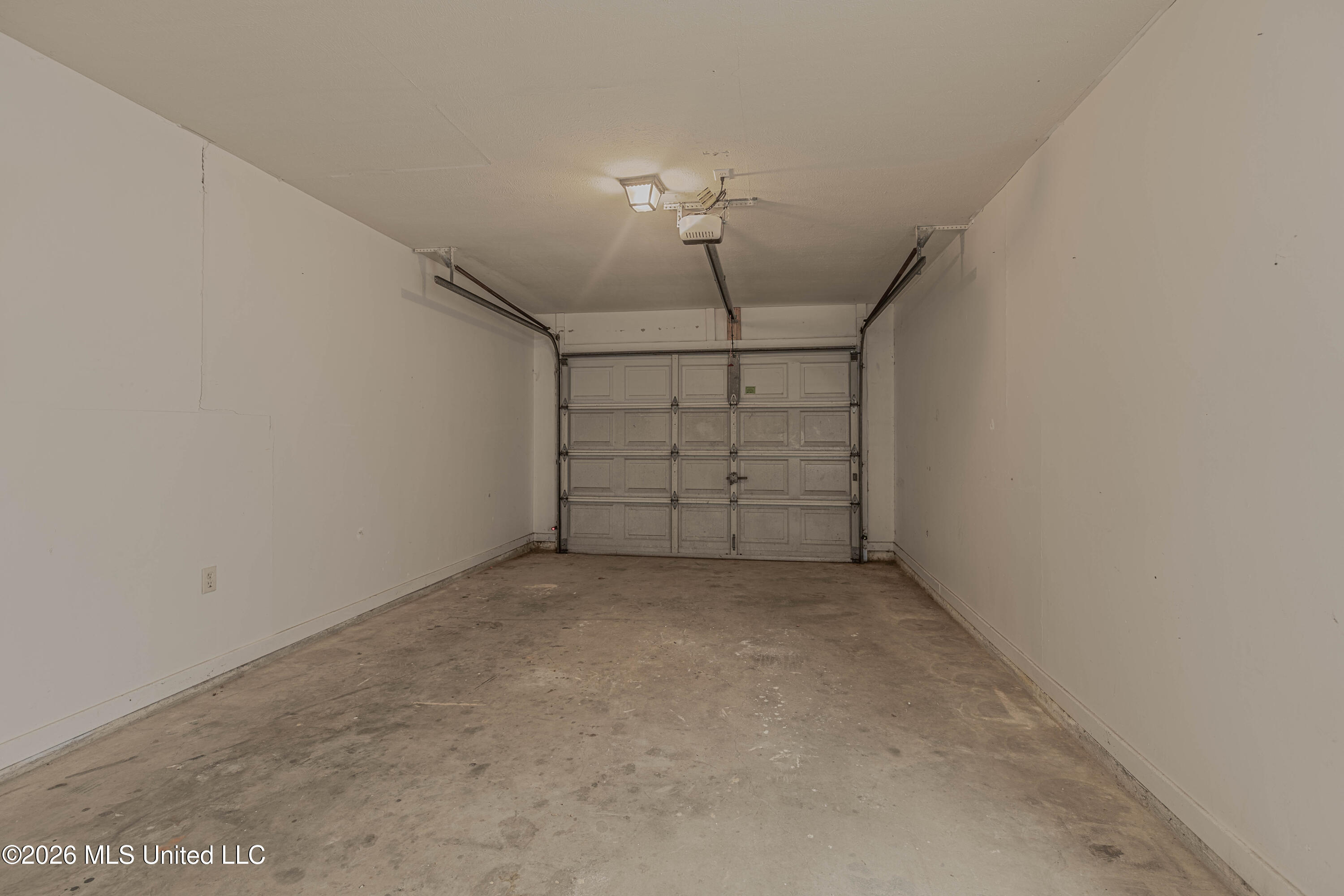 2012 Red Oak Drive Property Photo 25