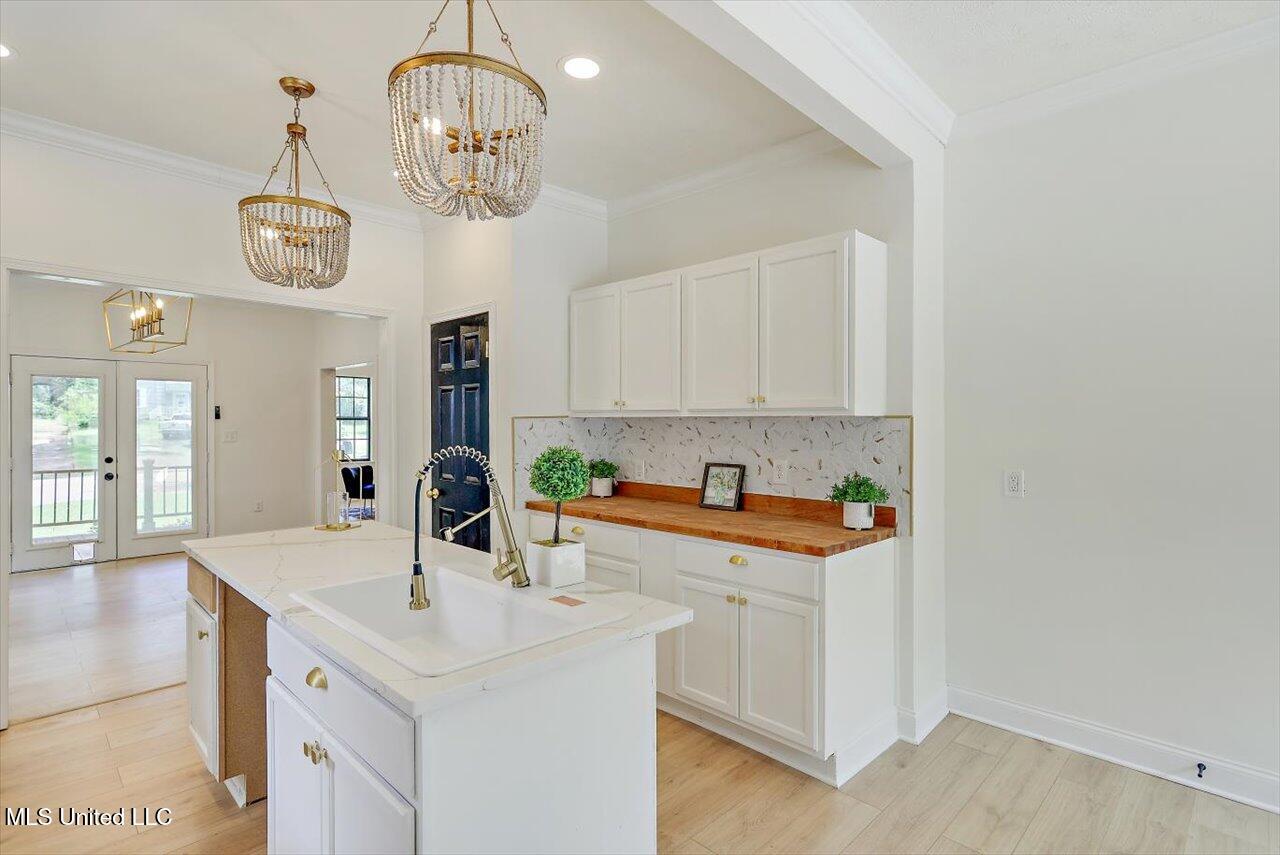 4017 Pine Hill Drive Property Photo 11
