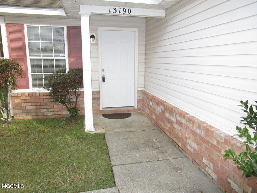 13190 Warren Drive Property Photo 3