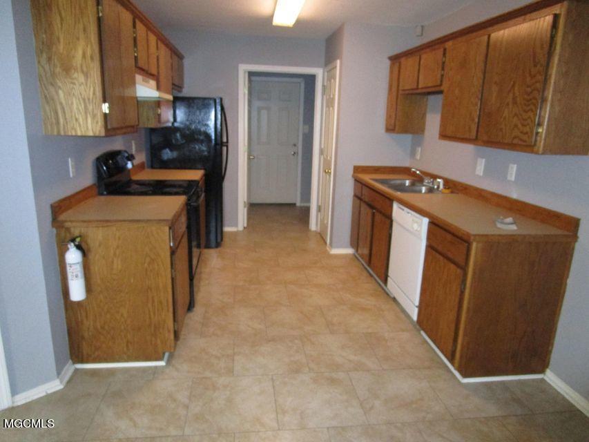 13190 Warren Drive Property Photo 6