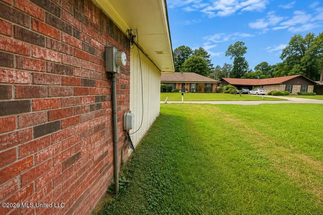 2056 Monaco Street Property Photo 15