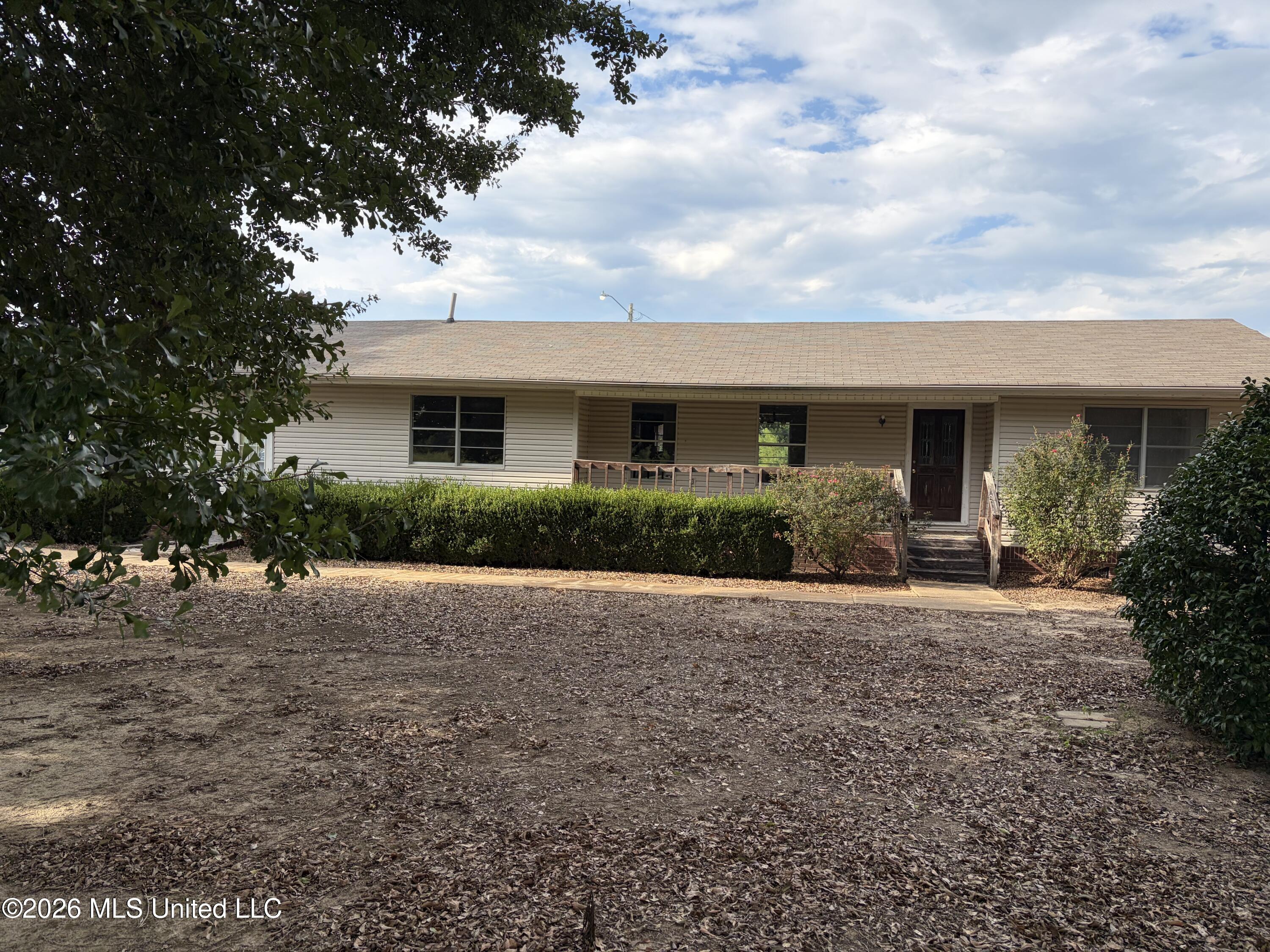 571 Church Road Property Photo 13