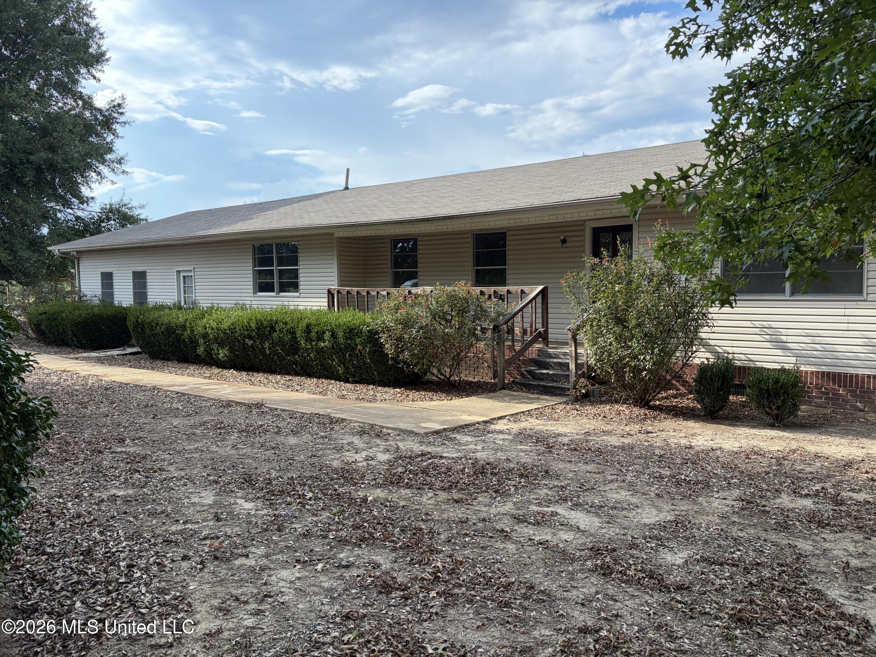 571 Church Road Property Photo 16