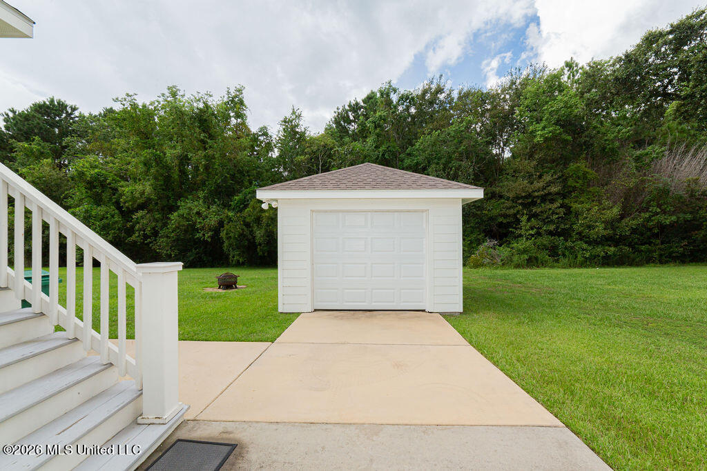 121 Mollere Drive Property Photo 3
