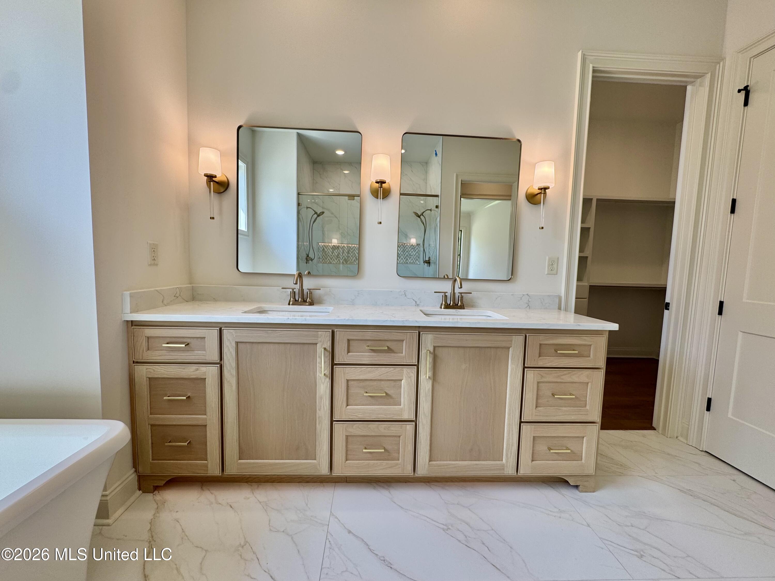 324 Oakworth Drive Property Photo 38