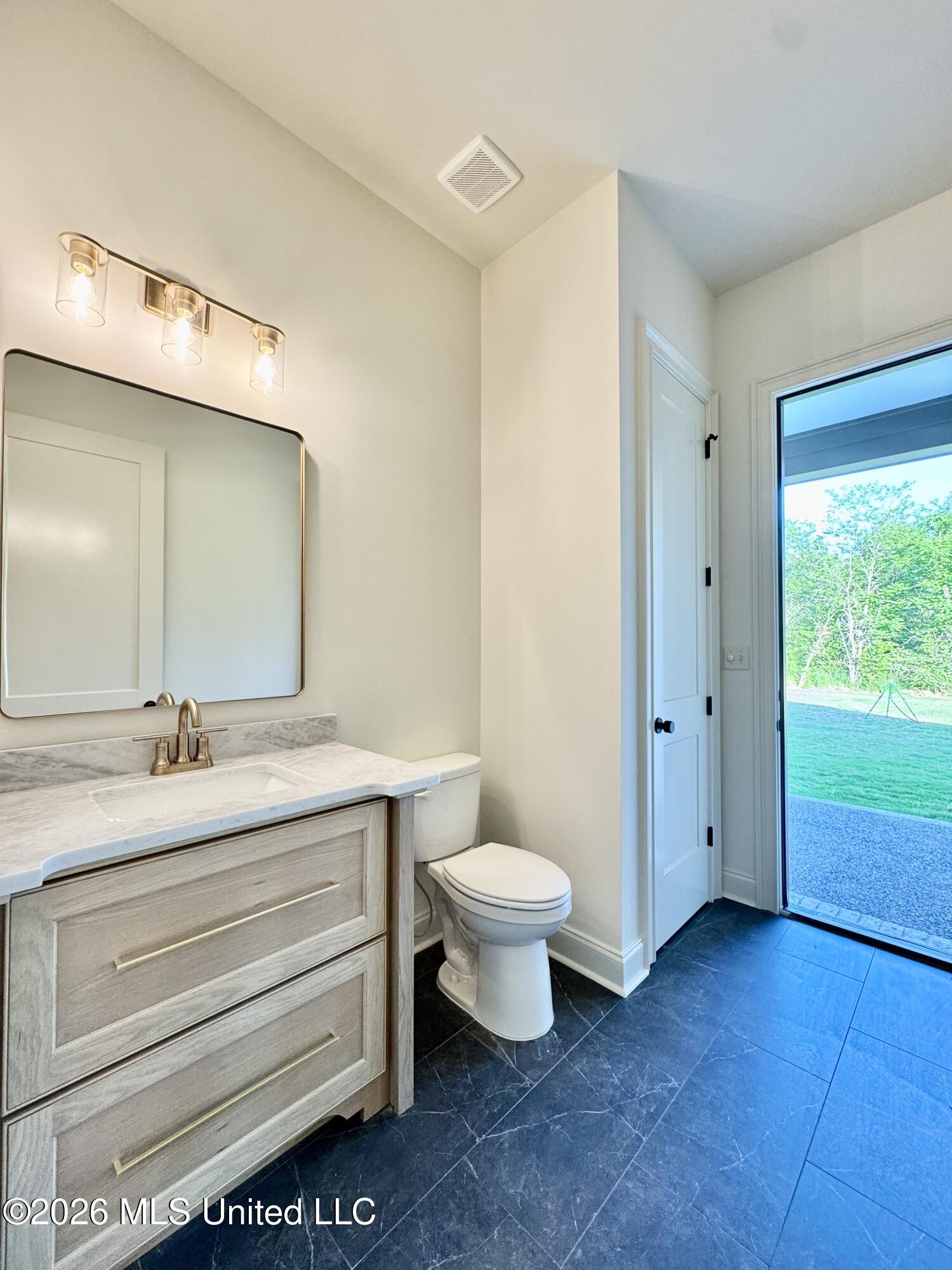 324 Oakworth Drive Property Photo 46