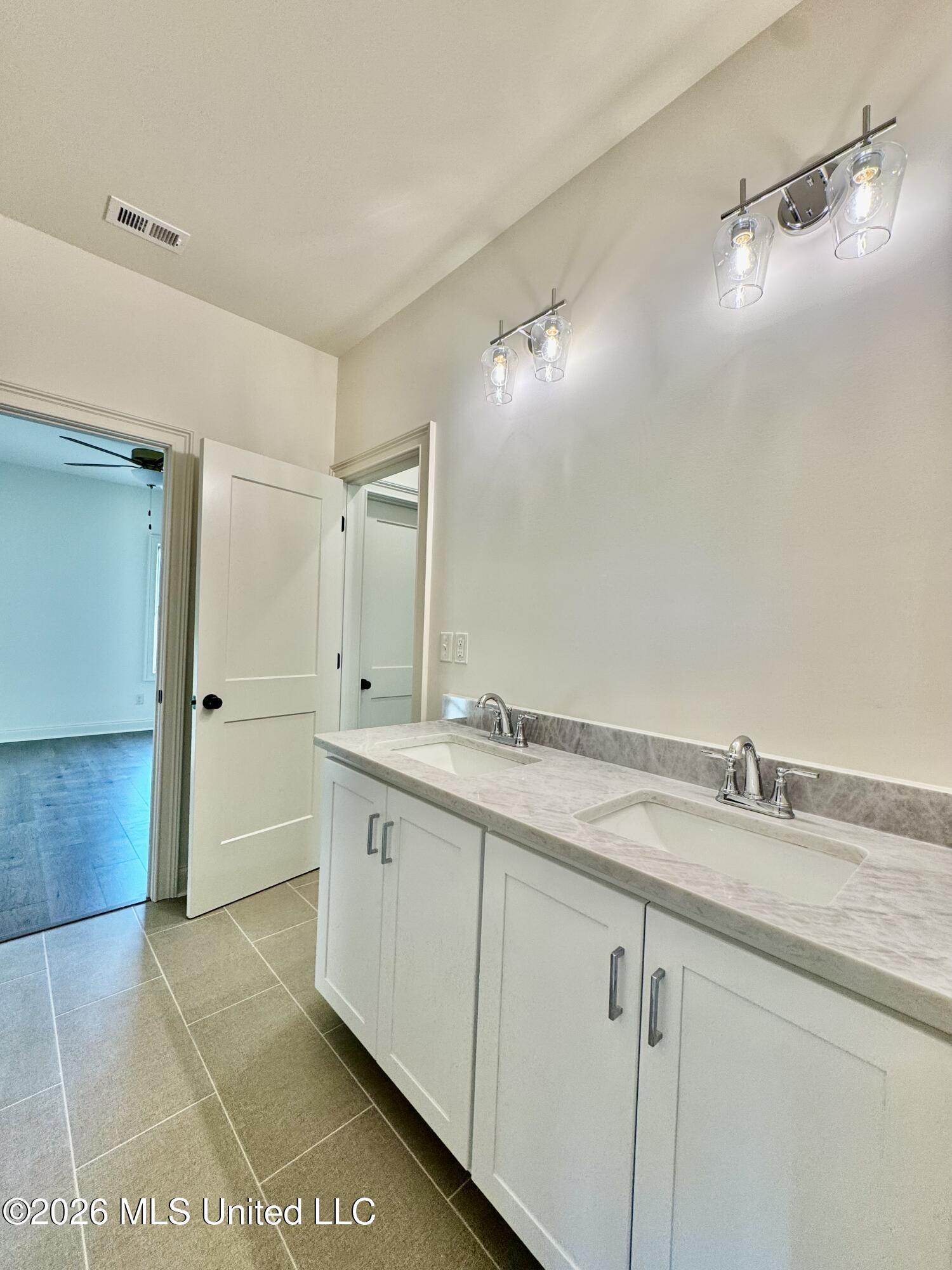 324 Oakworth Drive Property Photo 56