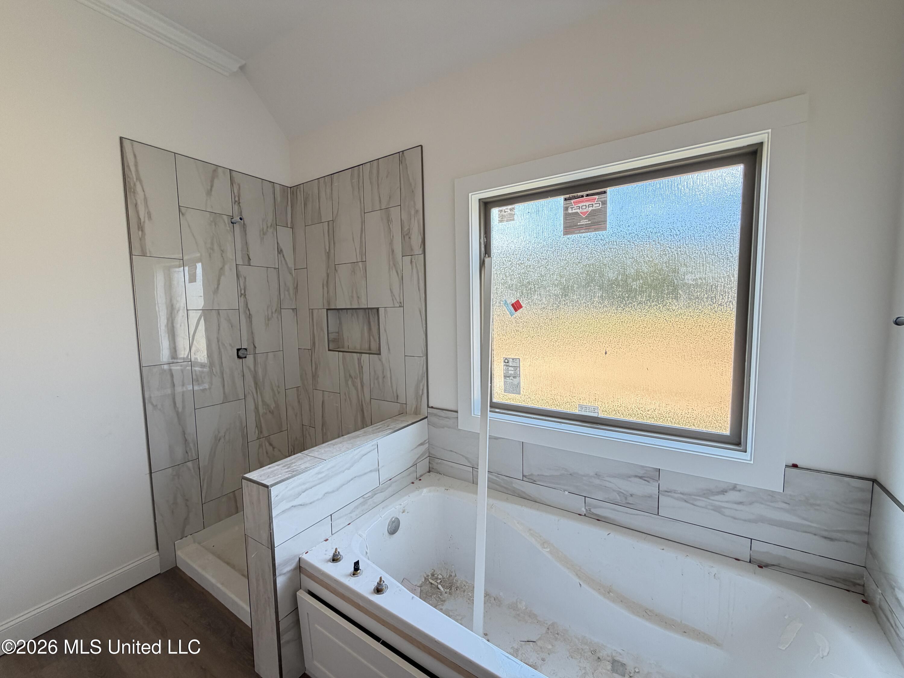 313 Brookfield Circle Property Photo 19